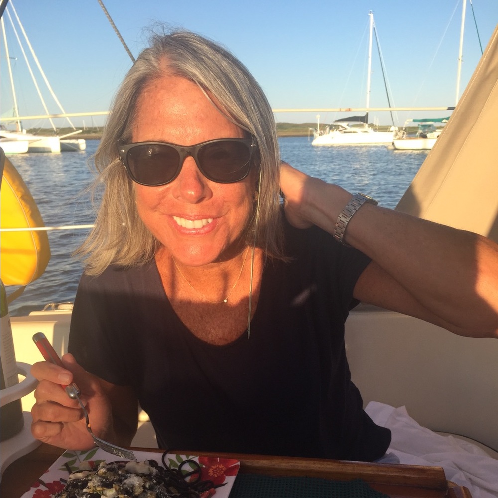 Meet your Posher, Jeanne